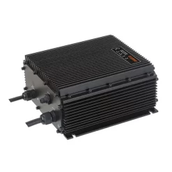 Torqeedo Ladegerät 650W Für Batterie Power 48-5000 -Wassersport Lieferungen torqeedo ladegerat 650w fur batterie power 48 5000 2